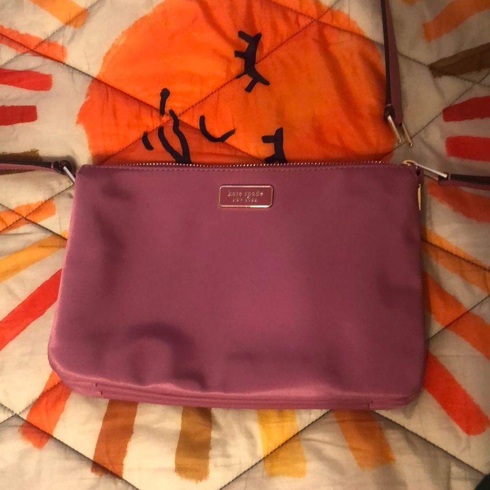 Kate Spade Gusset Crossbody - Needs Repair